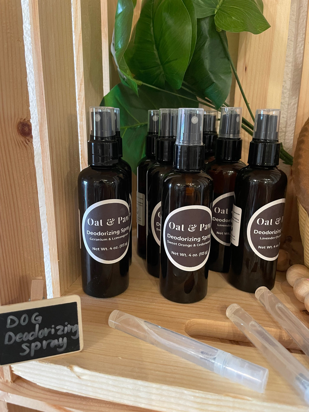 Oat & Paw Dog Deodorizing Spray