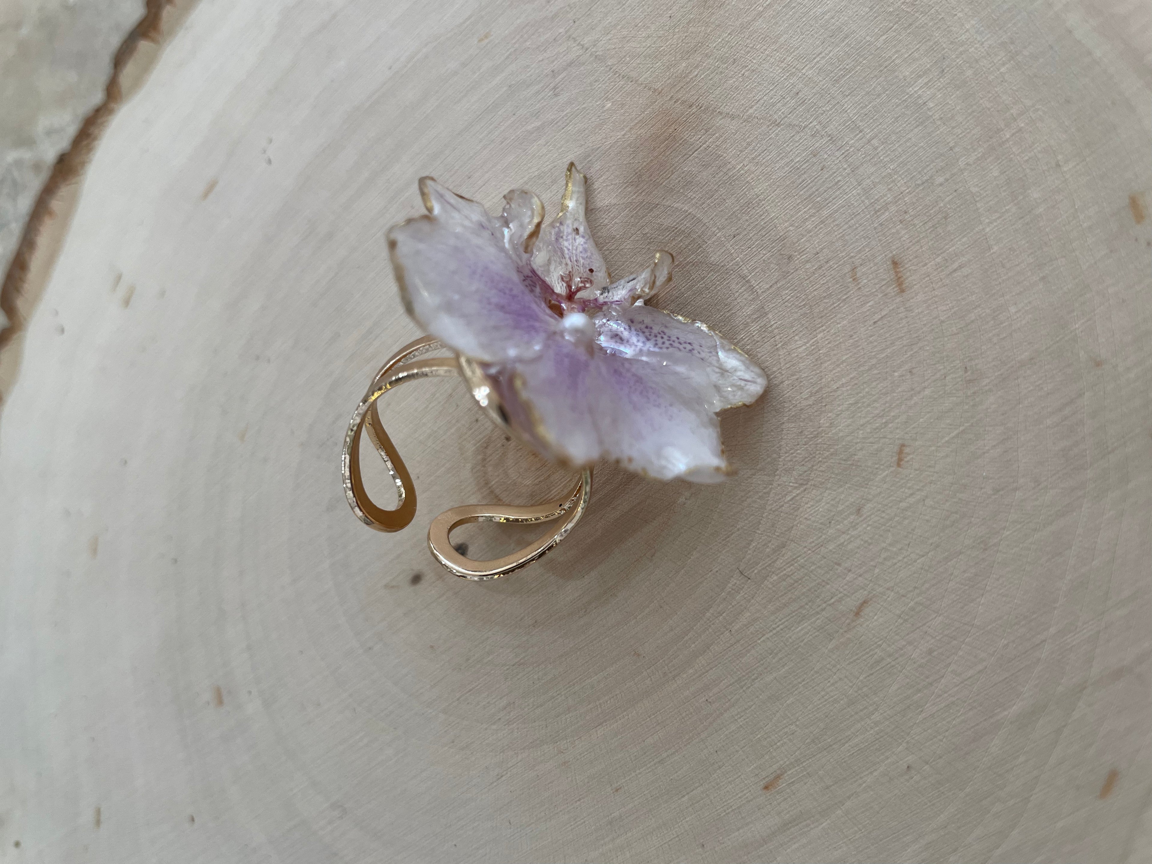 Oh petals real orchid ring