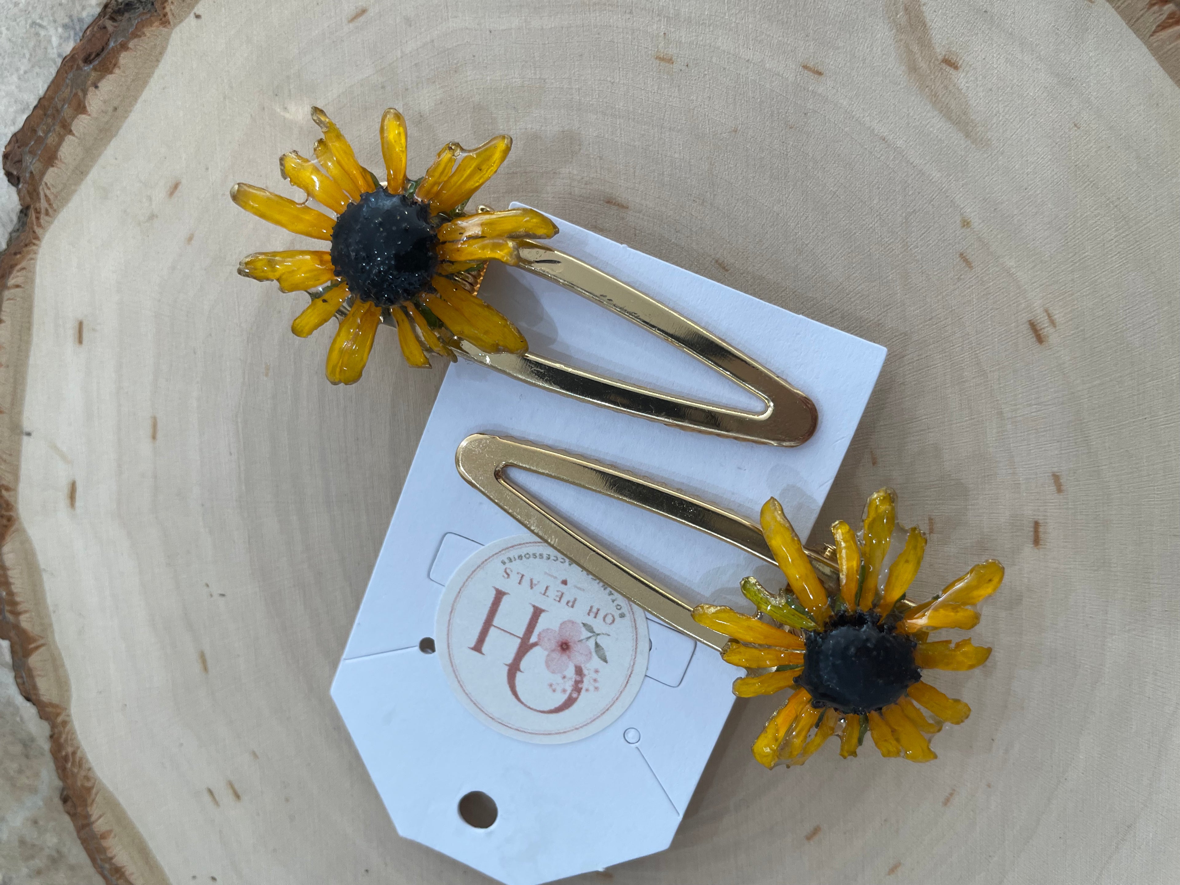 Oh petals real flower hair clip